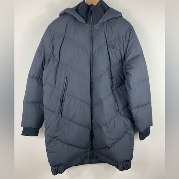 The North Face Women's Albroz Parkina - Picture 2 of 16